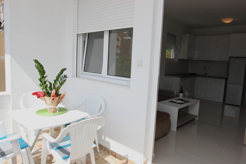 Guest House Ugljevarevic Budva Exteriér fotografie